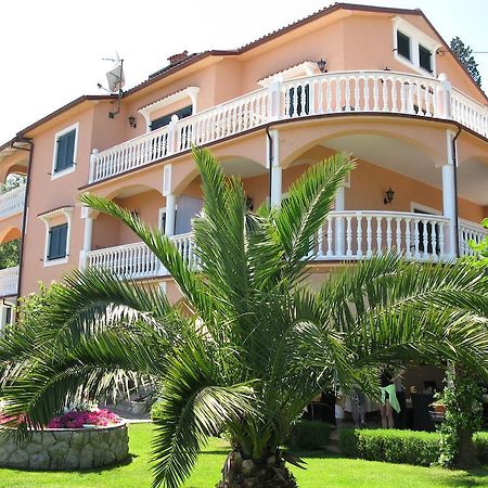 Bed And Breakfast Villa Iris Moscenicka Draga Exterior foto